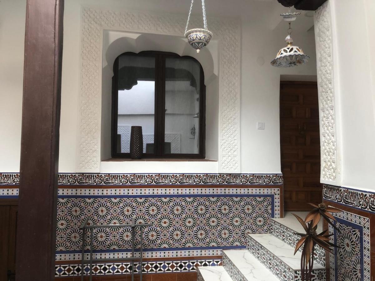 Apartamentos Toledo Casa Galeria De Los Aljibes Bagian luar foto