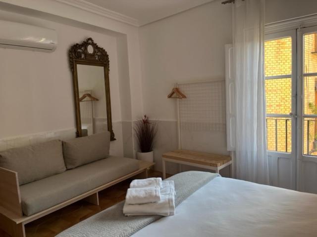 Apartamentos Toledo Casa Galeria De Los Aljibes Bagian luar foto